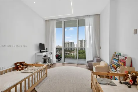 4100 Island Boulevard Aventura FL 33160