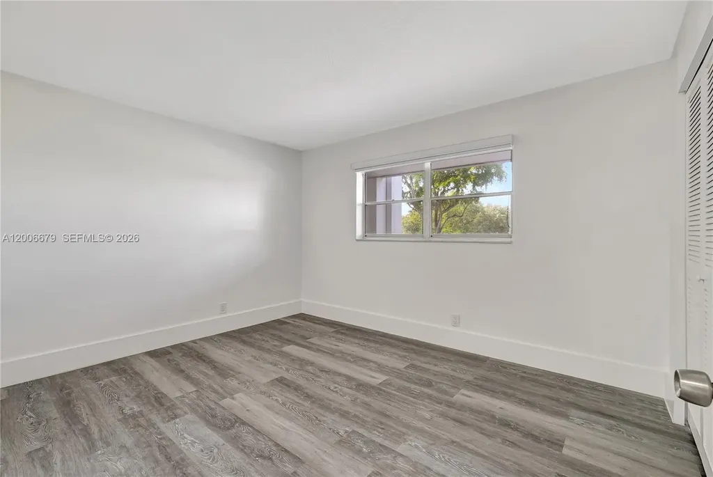 4800 Hillcrest Lane Hollywood FL 33021