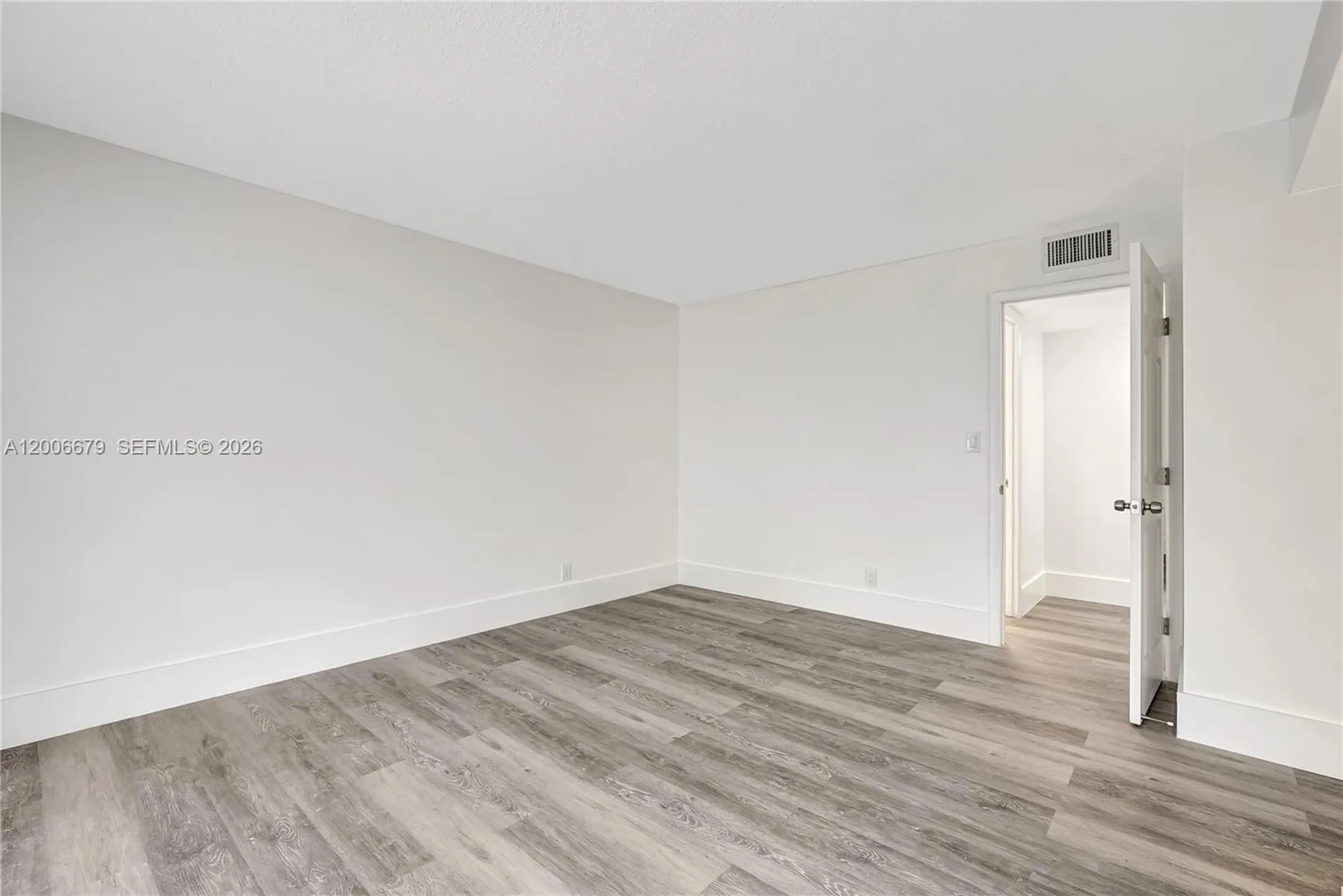 4800 Hillcrest Lane Hollywood FL 33021