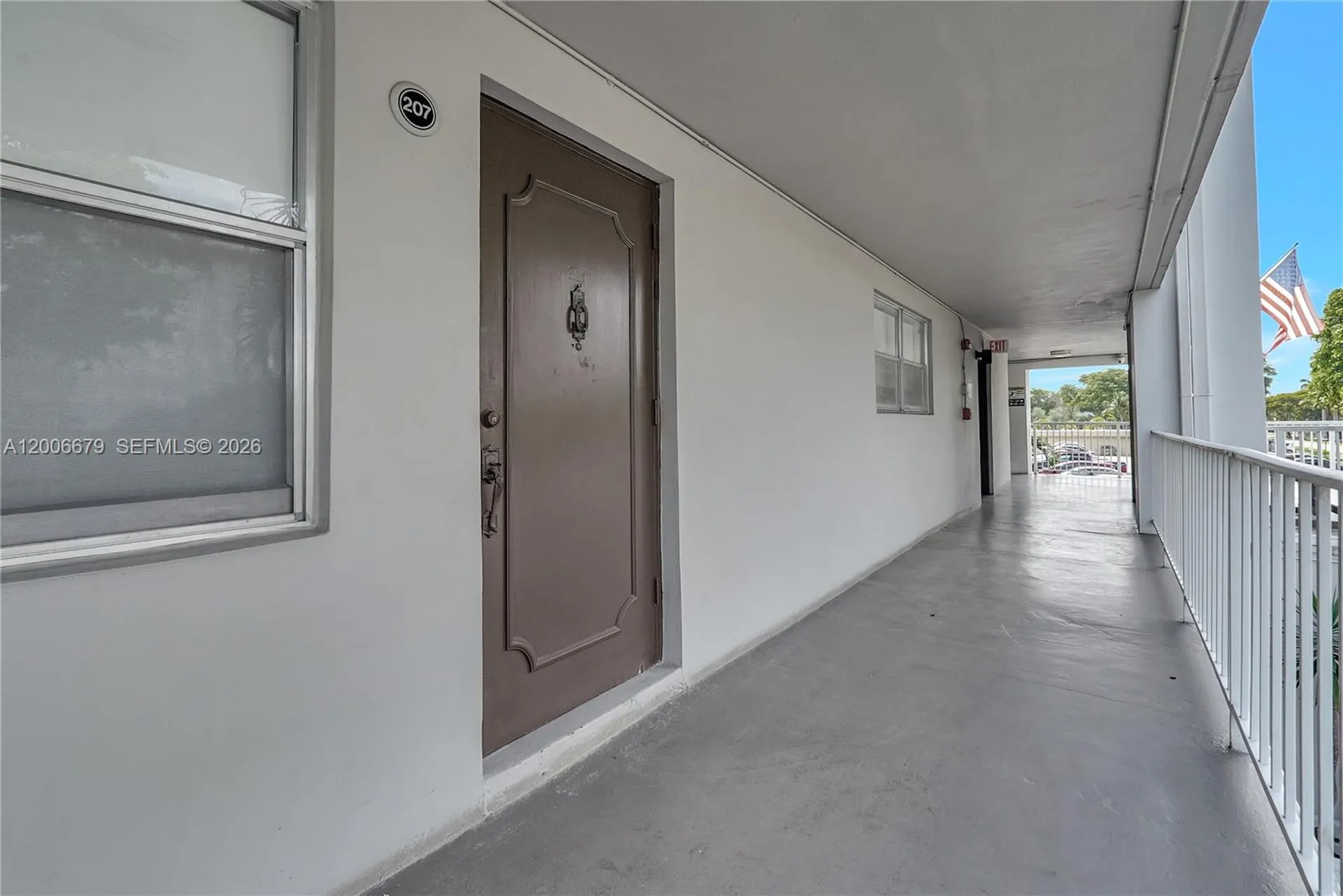 4800 Hillcrest Lane Hollywood FL 33021