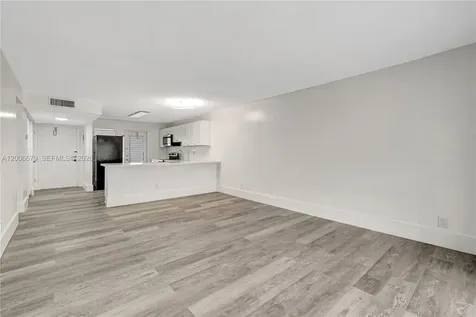 4800 Hillcrest Lane Hollywood FL 33021