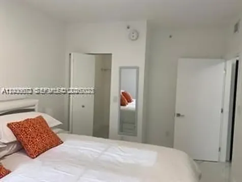 185 SE 14th Terrace Miami FL 33131