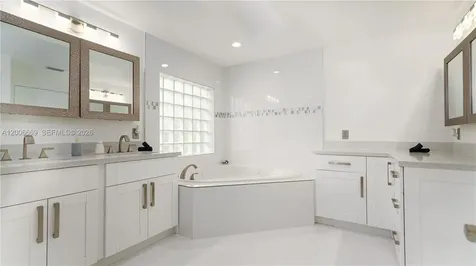 1361 NW 116th Avenue Plantation FL 33323