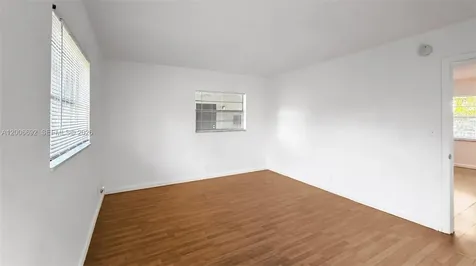 1522 NE 34th Court Oakland Park FL 33334