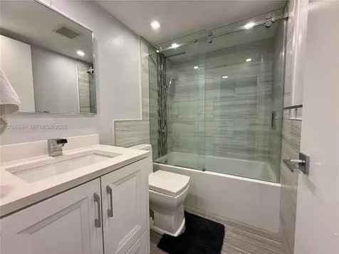 770 Claughton Island Drive Miami FL 33131