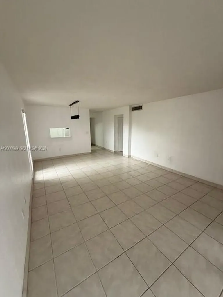 Pinecrest FL 33156