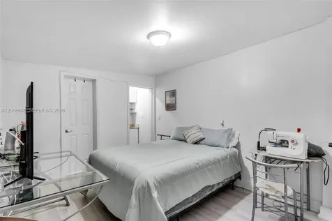 8241 NW 182nd Street Hialeah FL 33015