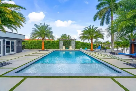 8241 NW 182nd Street Hialeah FL 33015