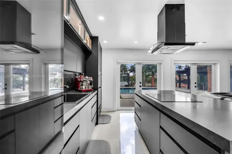 8241 NW 182nd Street Hialeah FL 33015