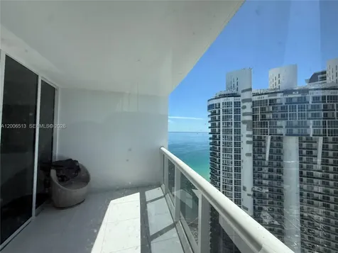 18201 Collins Avenue Sunny Isles Beach FL 33160