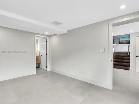 2448 Okeechobee Lane Fort Lauderdale FL 33312