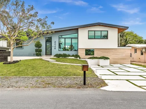 2448 Okeechobee Lane Fort Lauderdale FL 33312