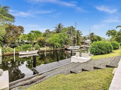 2448 Okeechobee Lane Fort Lauderdale FL 33312