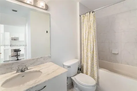 133 NE 2nd Avenue Miami FL 33132
