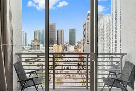 133 NE 2nd Avenue Miami FL 33132
