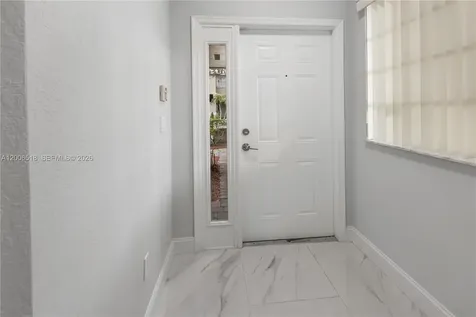 2707 NW 80th Avenue Sunrise FL 33322