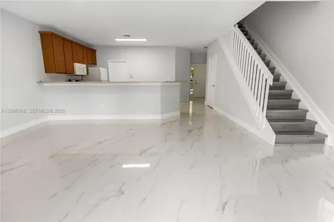 2707 NW 80th Avenue Sunrise FL 33322