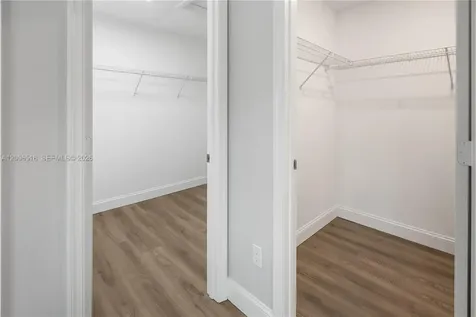 2707 NW 80th Avenue Sunrise FL 33322