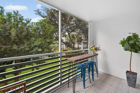1541 S Ocean Boulevard Lauderdale By The Sea FL 33062
