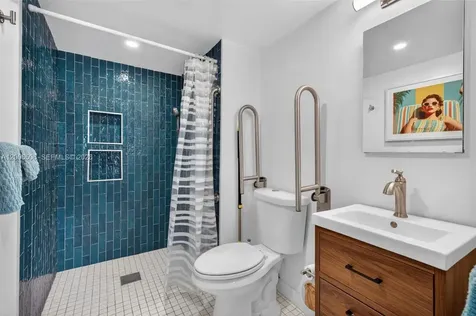1541 S Ocean Boulevard Lauderdale By The Sea FL 33062