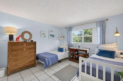 1541 S Ocean Boulevard Lauderdale By The Sea FL 33062