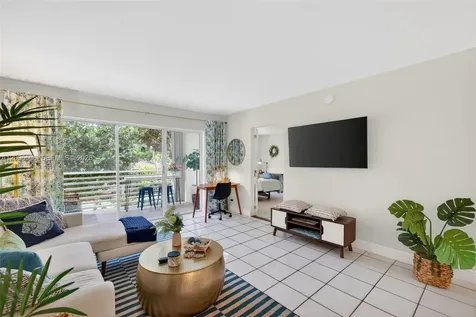 1541 S Ocean Boulevard Lauderdale By The Sea FL 33062