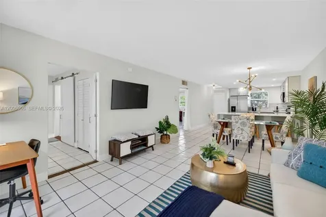 1541 S Ocean Boulevard Lauderdale By The Sea FL 33062