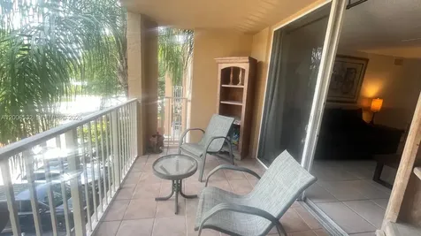 19999 E Country Club Drive Aventura FL 33180