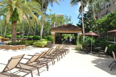 19999 E Country Club Drive Aventura FL 33180