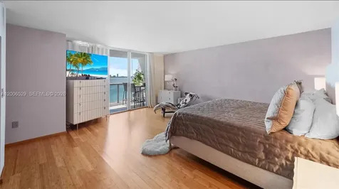 1900 Sunset Harbour Drive Miami Beach FL 33139