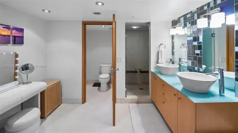 1900 Sunset Harbour Drive Miami Beach FL 33139