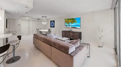 1900 Sunset Harbour Drive Miami Beach FL 33139
