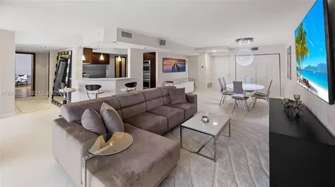 1900 Sunset Harbour Drive Miami Beach FL 33139