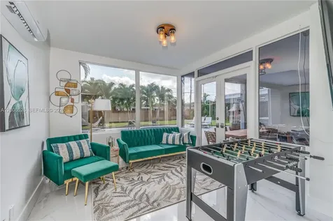 4212 Van Buren Street Hollywood FL 33021