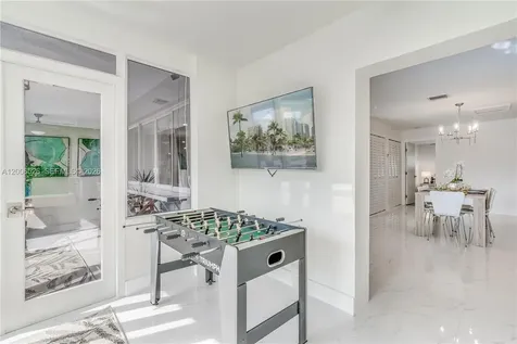 4212 Van Buren Street Hollywood FL 33021