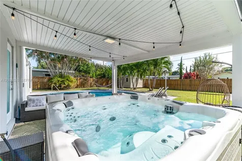 4212 Van Buren Street Hollywood FL 33021