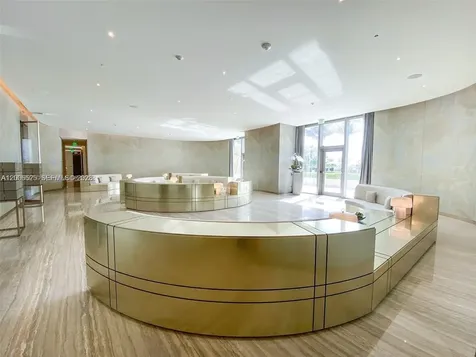 18975 Collins Avenue Sunny Isles Beach FL 33160