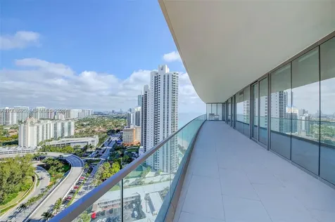 18975 Collins Avenue Sunny Isles Beach FL 33160