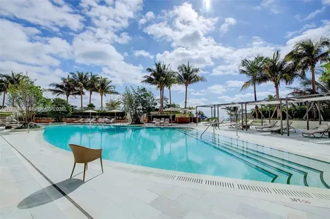 18975 Collins Avenue Sunny Isles Beach FL 33160