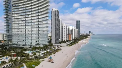 18975 Collins Avenue Sunny Isles Beach FL 33160