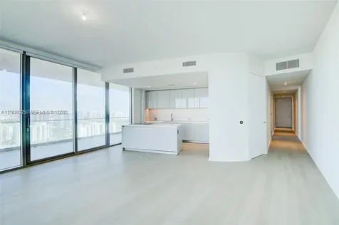 18975 Collins Avenue Sunny Isles Beach FL 33160