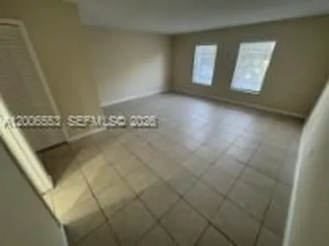 8445 Springtree Drive Sunrise FL 33351