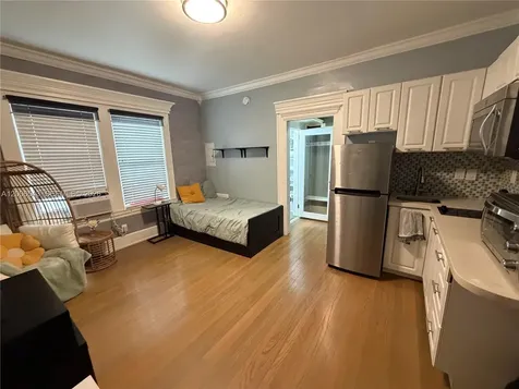 124 Mendoza Avenue Coral Gables FL 33134