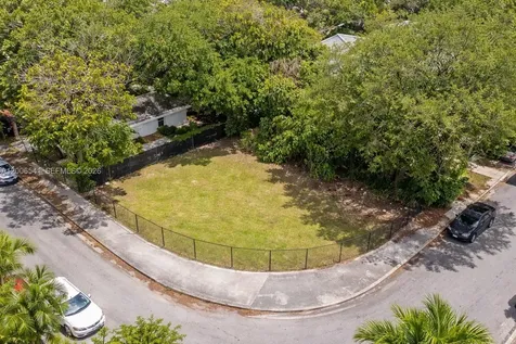 94 NE 56th Street Miami FL 33137