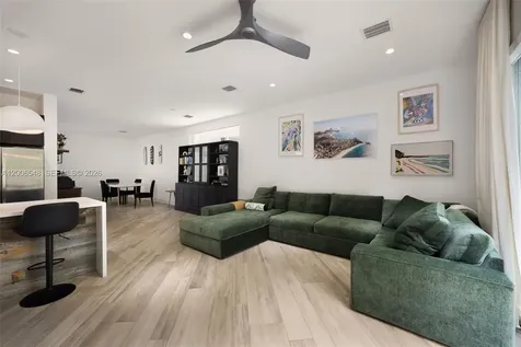 2931 SW 27th Terrace Miami FL 33133