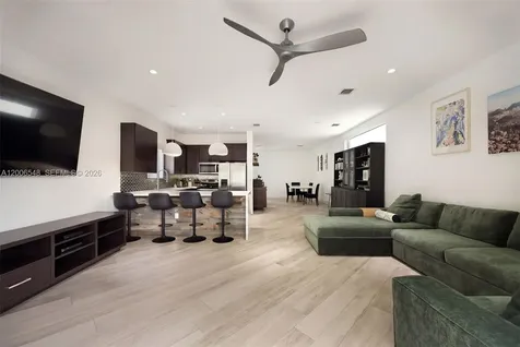 2931 SW 27th Terrace Miami FL 33133