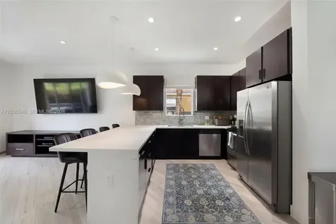 2931 SW 27th Terrace Miami FL 33133