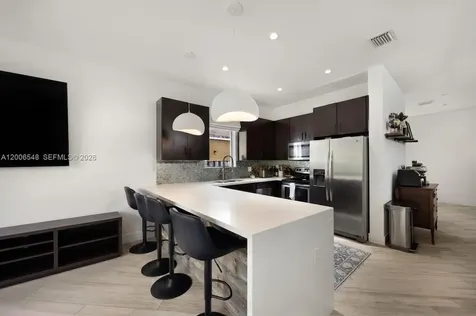 2931 SW 27th Terrace Miami FL 33133