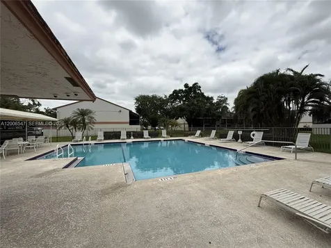 4220 SW 71st Way Davie FL 33314