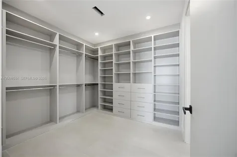 1321 NE 13th Avenue Fort Lauderdale FL 33304